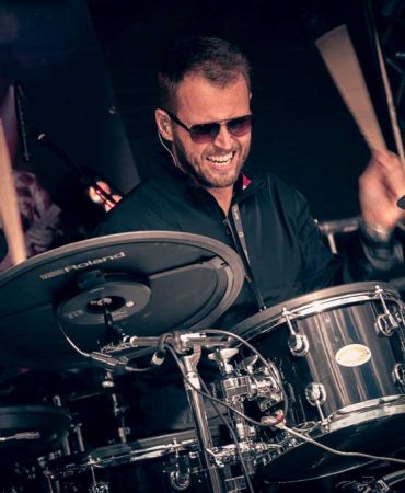 Ralf Schumacher is appearing at the Europe Drum Show.