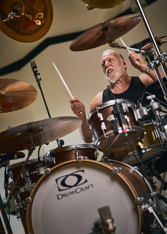 Mike Terrana is appearing at the Europe Drum Show.
